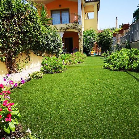 Villa Casa Con Giardino à Olbia Extérieur photo