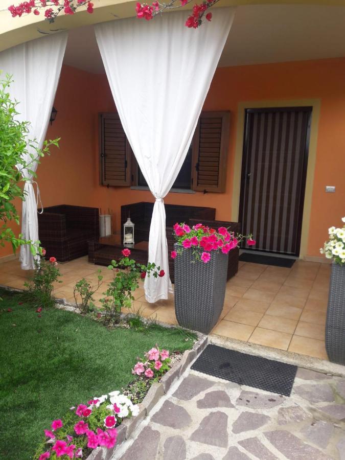 Villa Casa Con Giardino à Olbia Extérieur photo