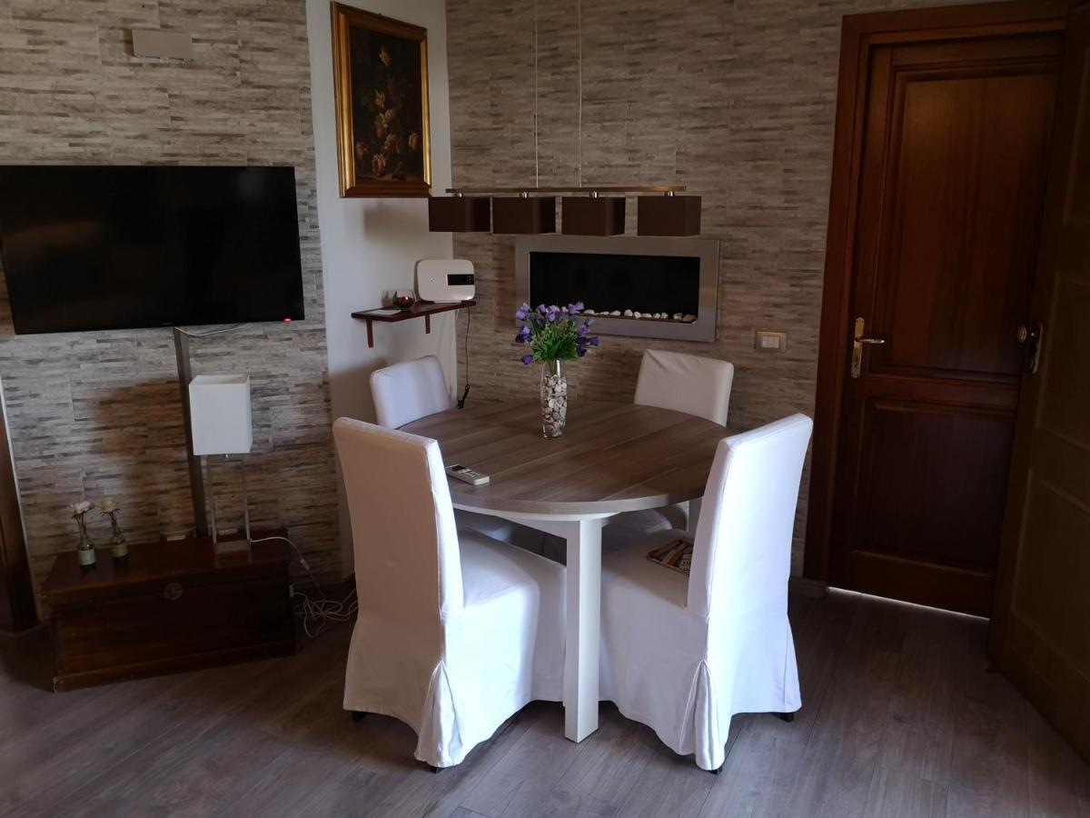 Villa Casa Con Giardino à Olbia Extérieur photo