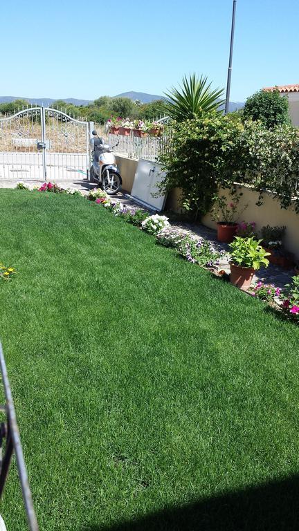 Villa Casa Con Giardino à Olbia Chambre photo
